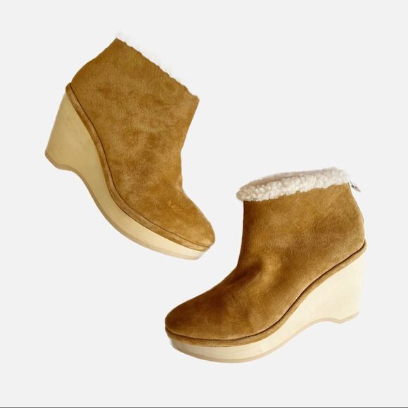 Kenneth Cole Gentle Souls Wedge Ankle Boot - Picture 1 of 9